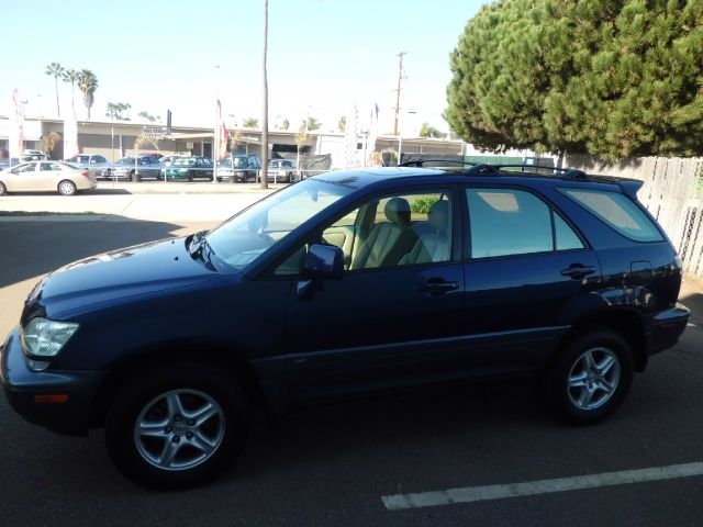 Lexus RX 300 2001 photo 2