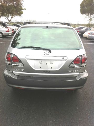 Lexus RX 300 2001 photo 2