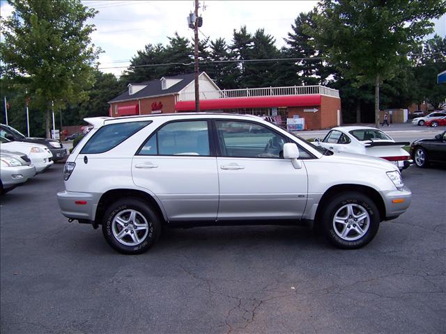 Lexus RX 300 2001 photo 3