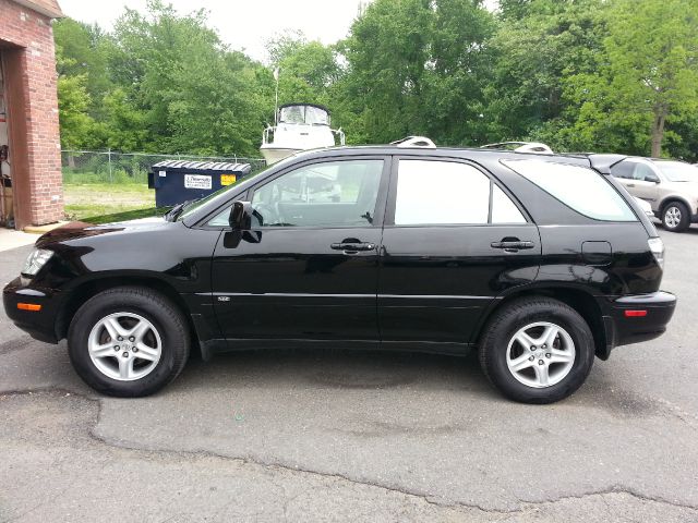 Lexus RX 300 2001 photo 2