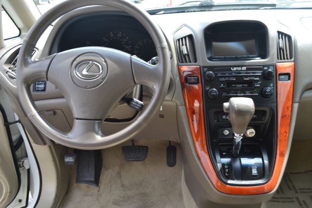 Lexus RX 300 2001 photo 29