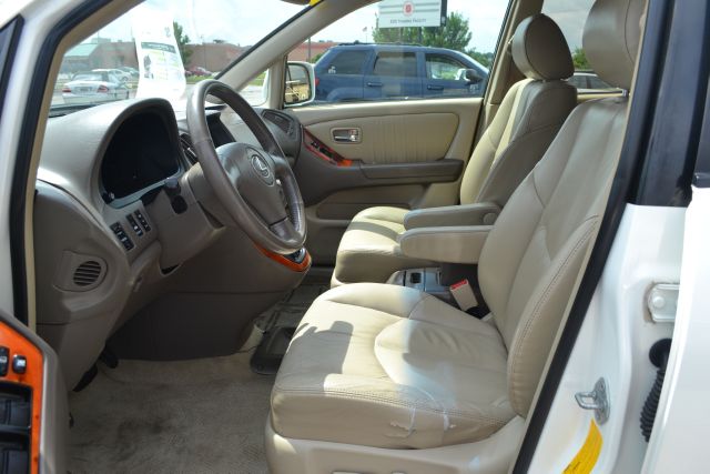 Lexus RX 300 2001 photo 32