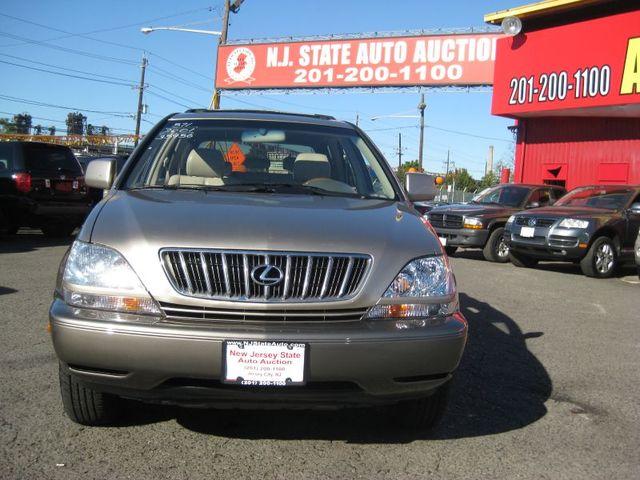 Lexus RX 300 2001 photo 2