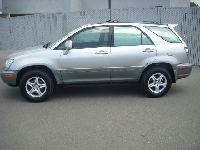 Lexus RX 300 2001 photo 2