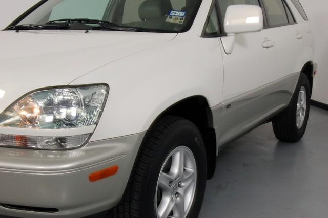 Lexus RX 300 2001 photo 2