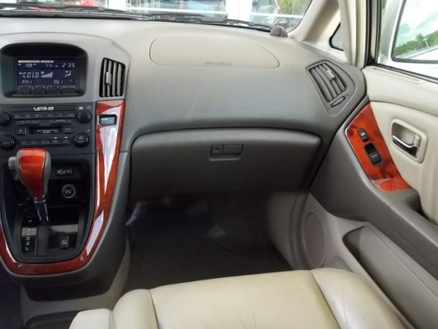 Lexus RX 300 2003 photo 12