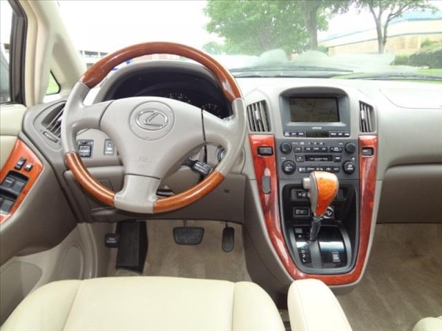Lexus RX 300 2003 photo 17