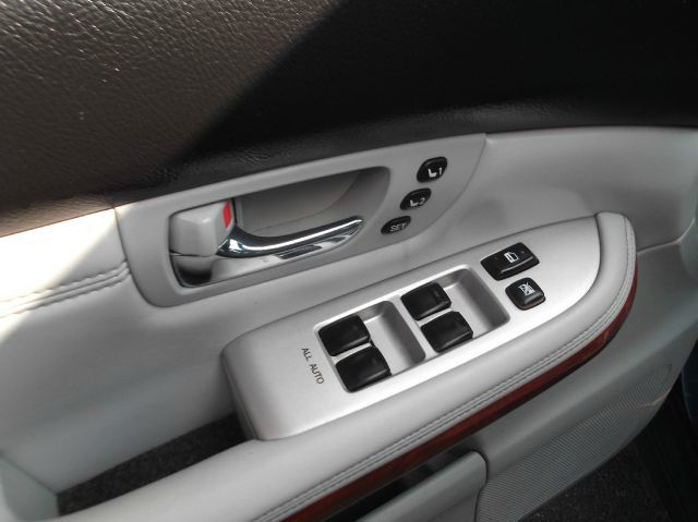 Lexus RX 330 2004 photo 2