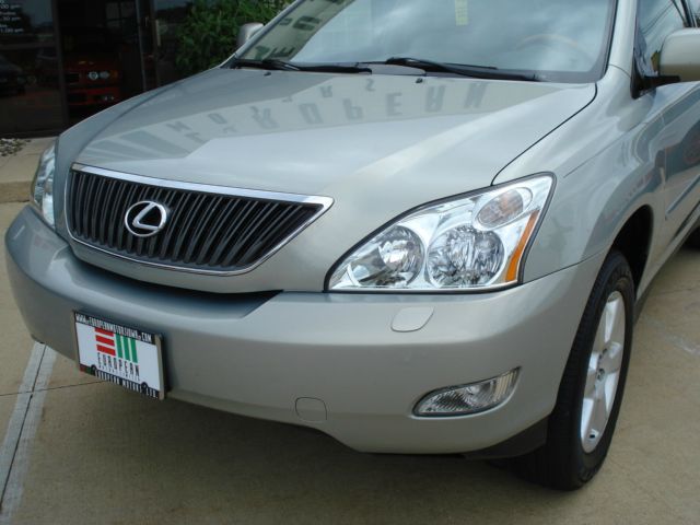 Lexus RX 330 Ram 3500 Diesel 2-WD SUV
