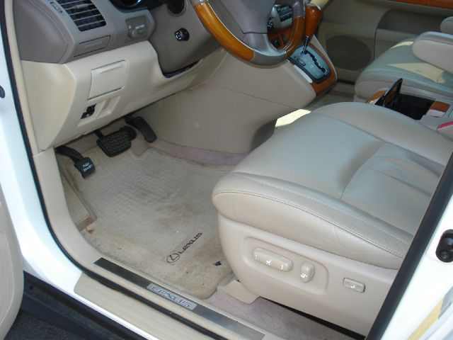 Lexus RX 330 2005 photo 35
