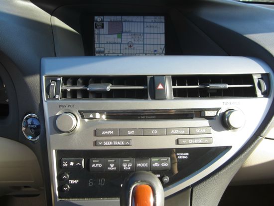 Lexus RX 450h 2010 photo 15