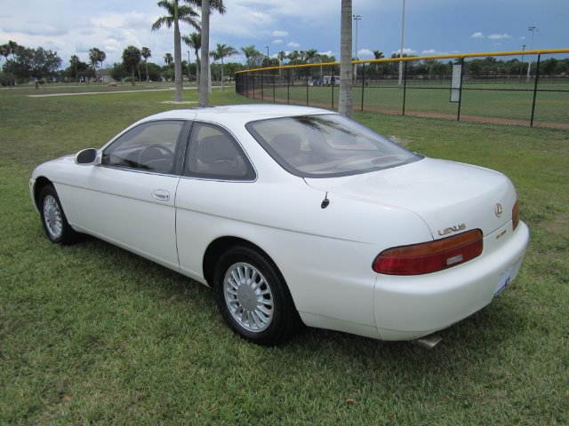 Lexus SC 300 1994 photo 2