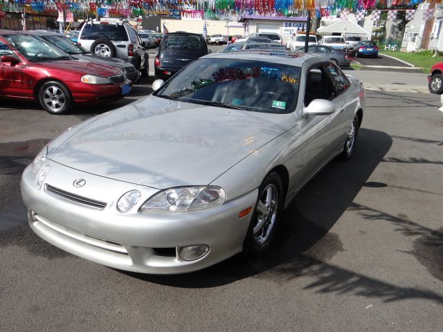Lexus SC 300 1999 photo 2