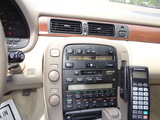 Lexus SC 400 1992 photo 21