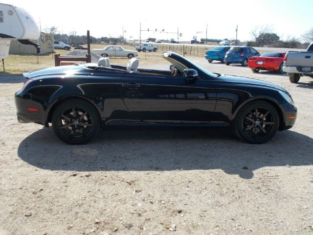 Lexus SC 430 2004 photo 2