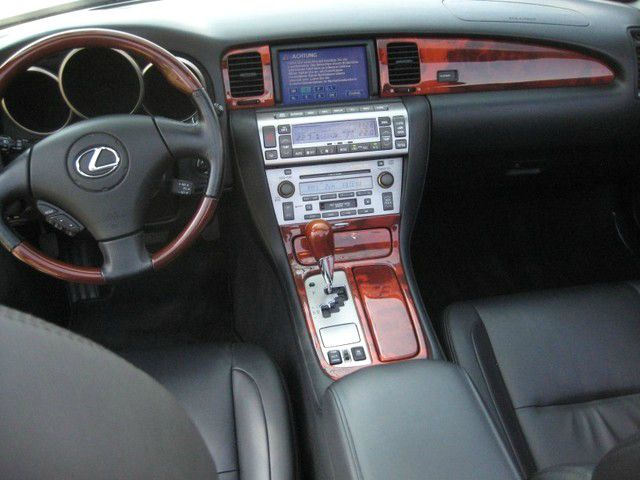 Lexus SC 430 2005 photo 3