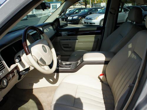 Lincoln Aviator 2003 photo 2