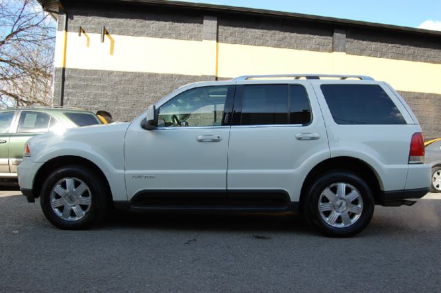 Lincoln Aviator 2003 photo 1