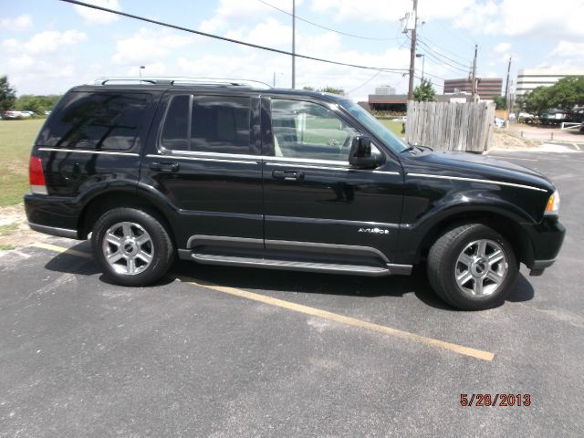 Lincoln Aviator 2004 photo 12