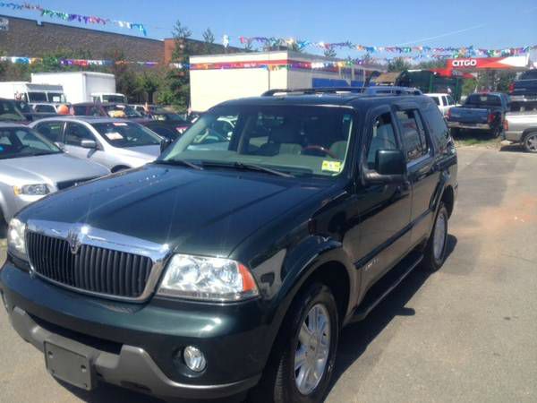 Lincoln Aviator 2004 photo 1