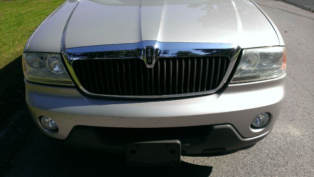 Lincoln Aviator 2004 photo 1