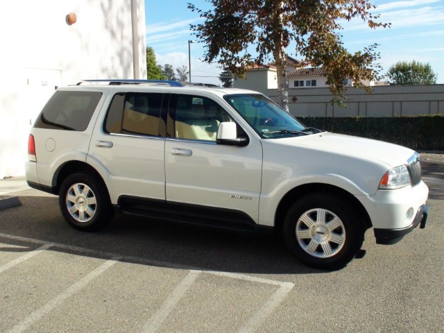 Lincoln Aviator 2004 photo 3