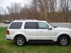 Lincoln Aviator 2004 photo 1