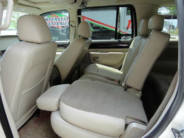 Lincoln Aviator 2004 photo 3