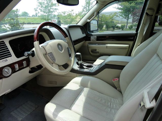 Lincoln Aviator 2004 photo 5