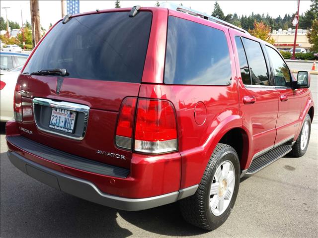 Lincoln Aviator 2005 photo 2