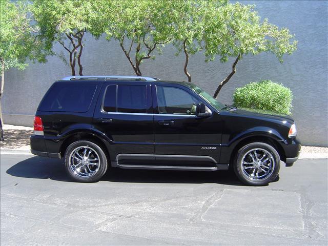 Lincoln Aviator 2005 photo 2