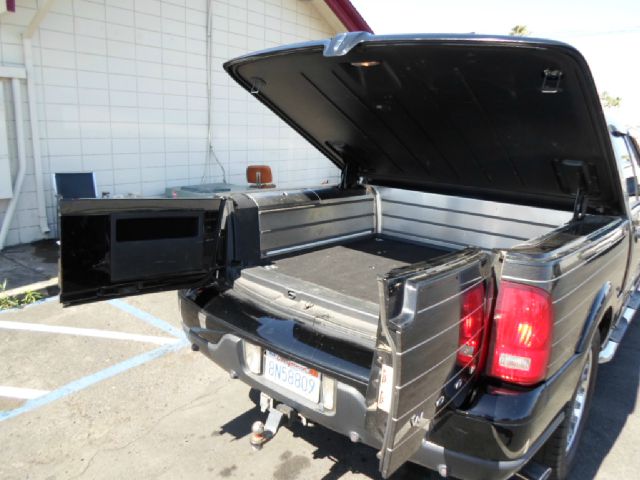 Lincoln Blackwood 2002 photo 12