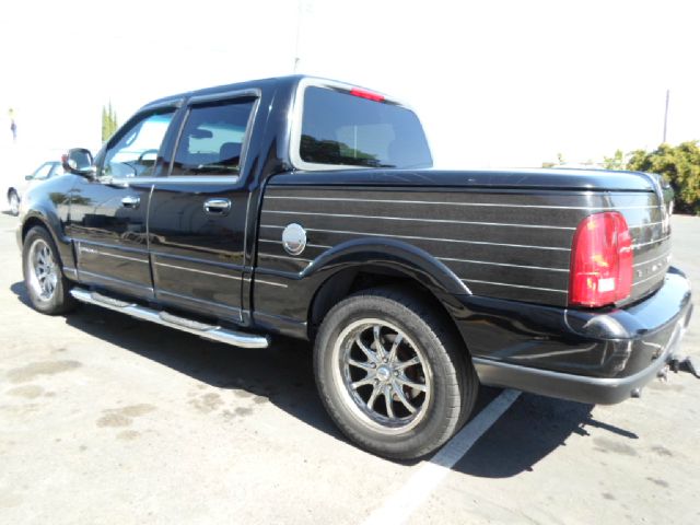 Lincoln Blackwood 2002 photo 17