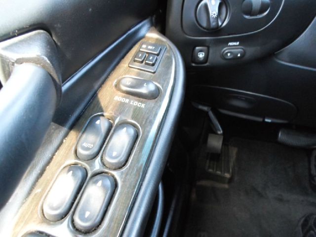 Lincoln Blackwood 2002 photo 6