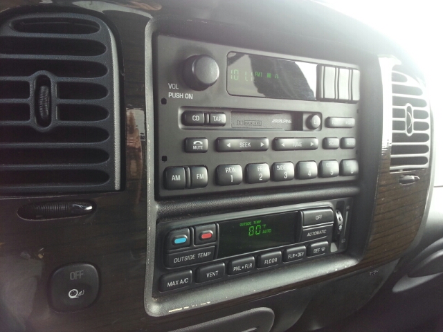 Lincoln Blackwood 2002 photo 1