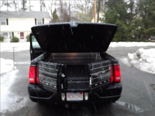 Lincoln Blackwood 2002 photo 1