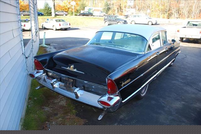 Lincoln Continental 1956 photo 2
