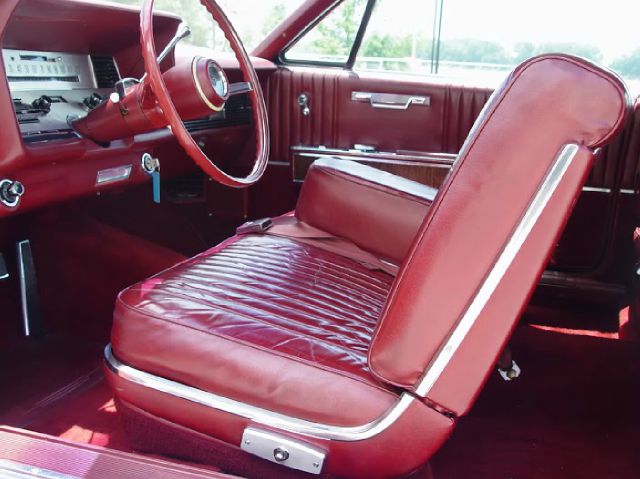 Lincoln Continental 1967 photo 4
