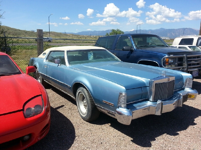 Lincoln Continental 1973 photo 1