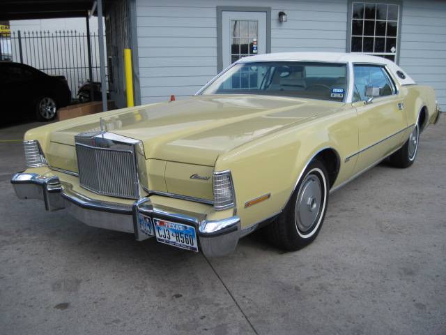 Lincoln Continental 1974 photo 3