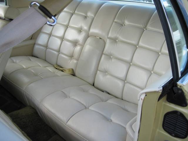 Lincoln Continental LSi Sedan 4D Coupe