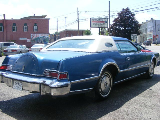 Lincoln Continental 1976 photo 6