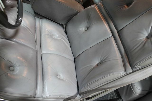 Lincoln Continental 1976 photo 14