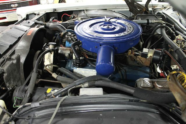 Lincoln Continental 1976 photo 37