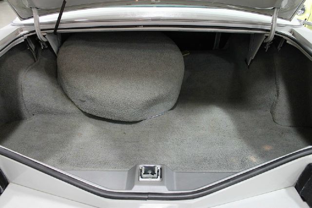 Lincoln Continental 1976 photo 61