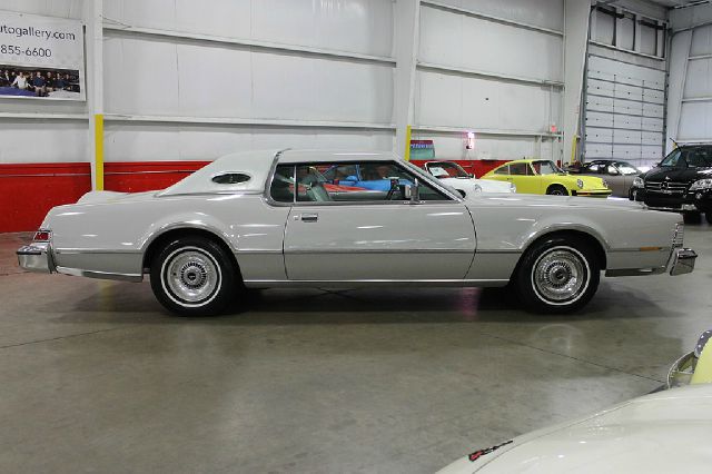 Lincoln Continental 1976 photo 69