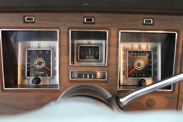 Lincoln Continental 1976 photo 74