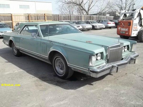 Lincoln Continental 1977 photo 3