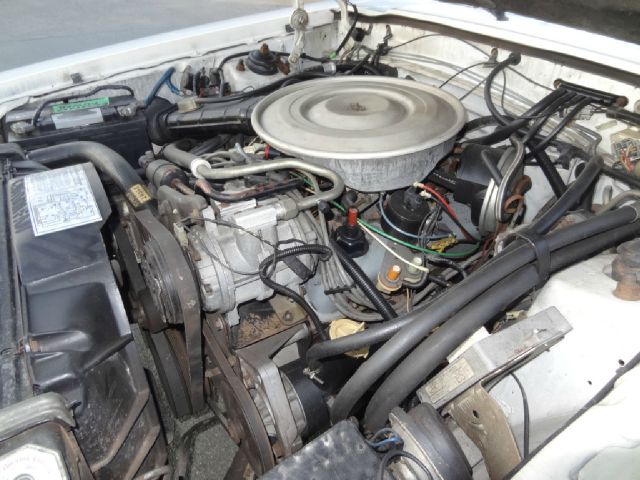 Lincoln Continental 1982 photo 3