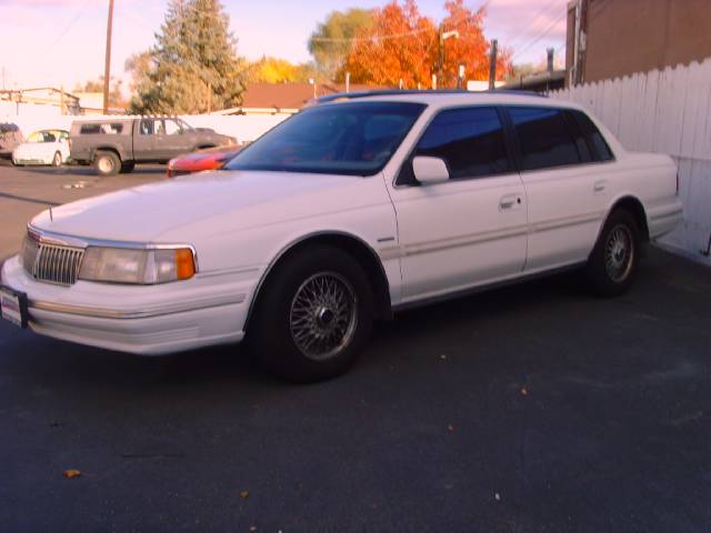 Lincoln Continental DOWN 4.9 WAC Sedan
